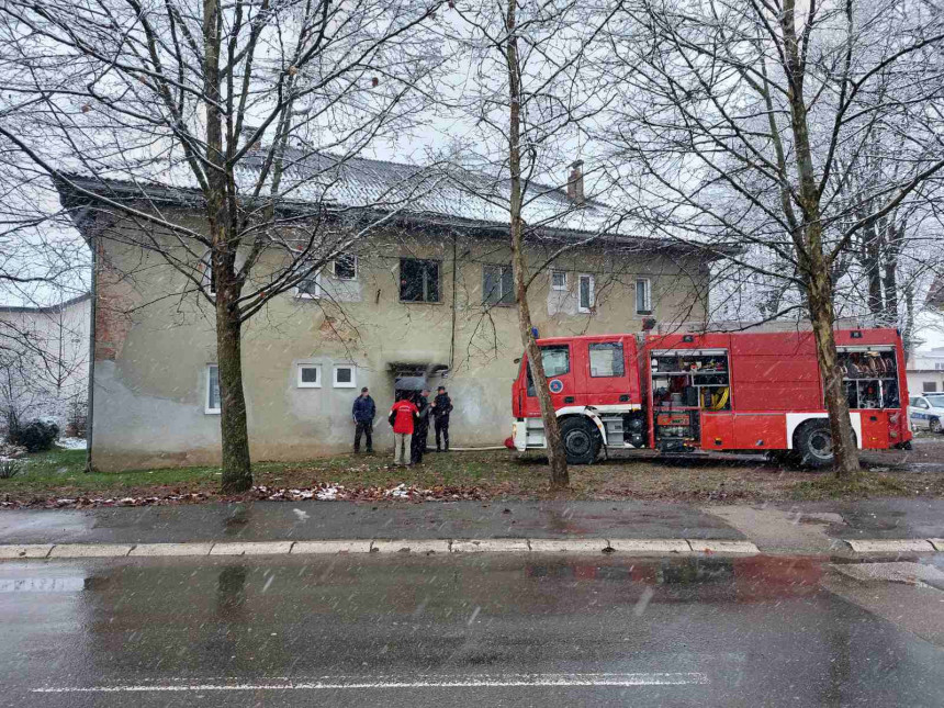 Пожар у згради у Приједору, једна особа настрадала