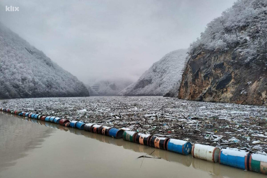 Drinsko jezero zatrpano smećem iz tri države