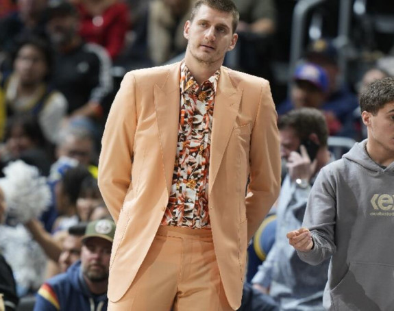 Јокић се појавио у овом одијелу и дигао публику на ноге