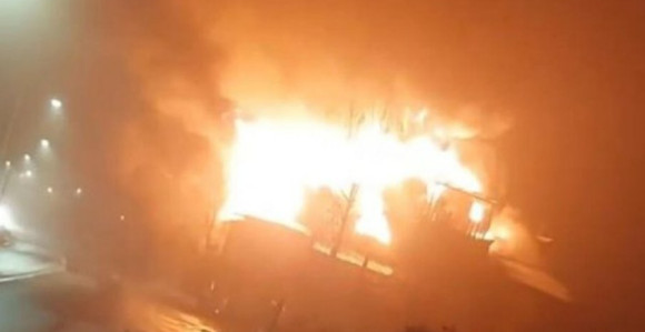 Veliki požar na Petrovaradinu, dva tijela pronađena