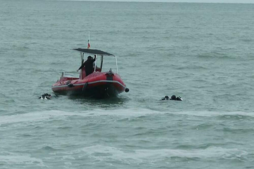 Potraga za dječakom: Stiže helikopter Fronteksa