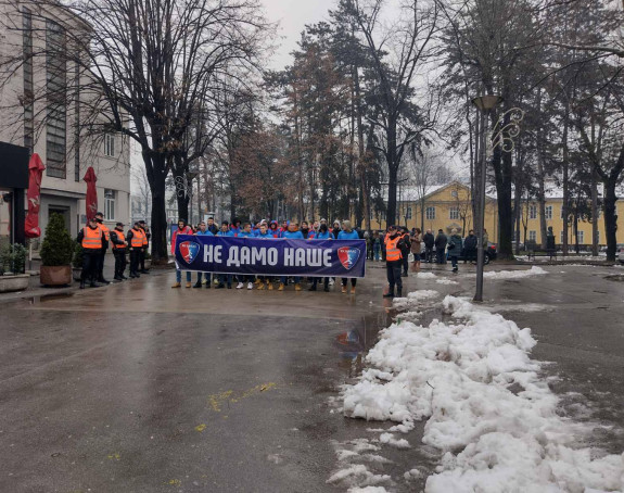 Protest RK Borac zbog otimanja imovine (VIDEO)