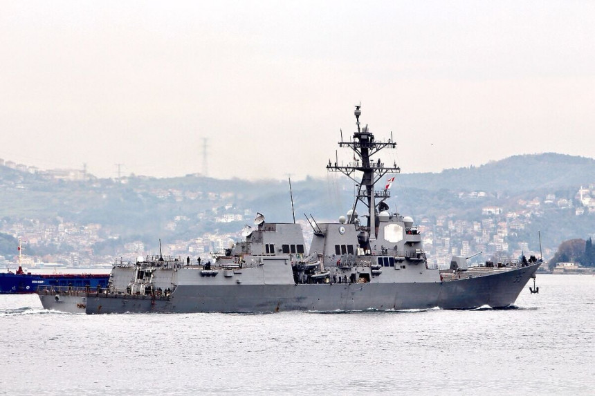 Амерички и турски НАТО бродови упловили у луку Бар