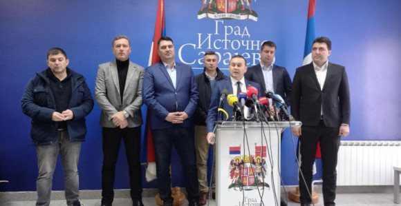 "Pobunjenici" sa Dodikom iza zatvorenih vrata