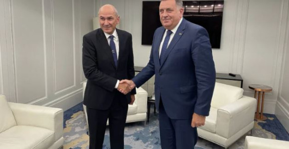 Slovenački mediji o mutnim radnjama Janše i Dodika