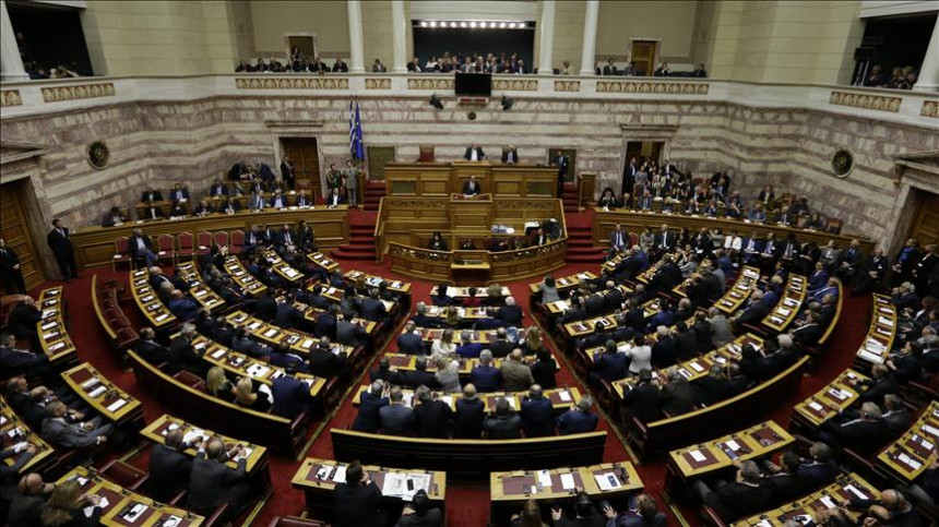 Grčka vlada preživjela glasanje u parlamentu