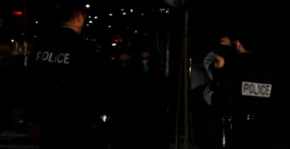 Grupa Albanaca kamenovala vozilo bivšeg policajca