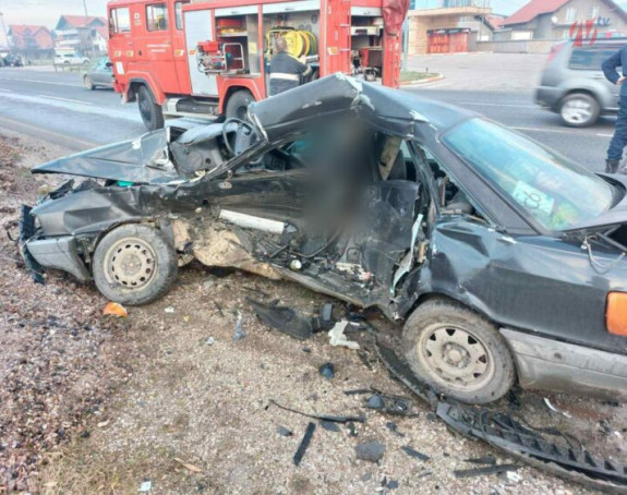 Возач из Братунца погинуо у судару код Калесије