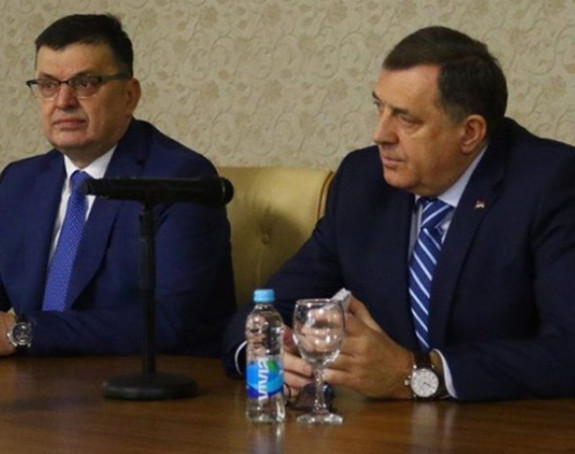 Тегелтија потврдио: Додик је проблем за Републику Српску