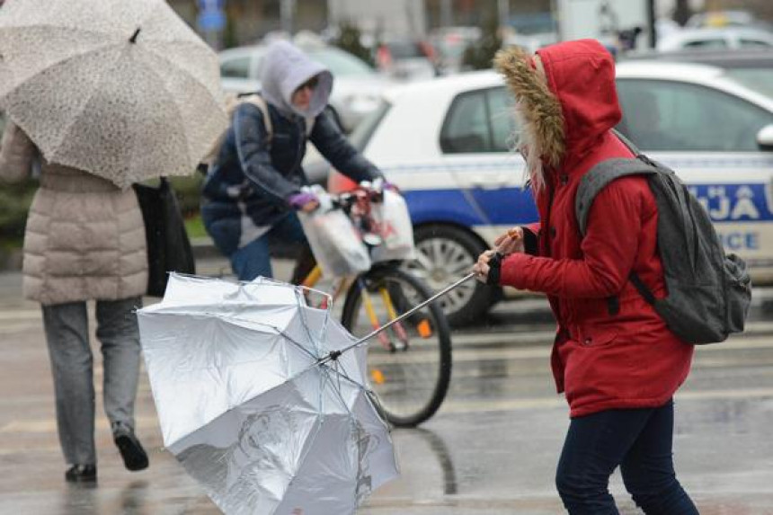 Upozorenje za BiH: Očekuju se udari vjetra do 70 km/h