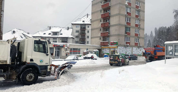 Otežan saobraćaj na Han Pijesku, snijeg visine 50 cm