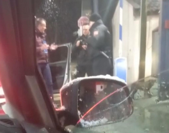 Nakon dužeg policijskog zadržavanja bez objašnjenja pušteni Babalj i Mandić