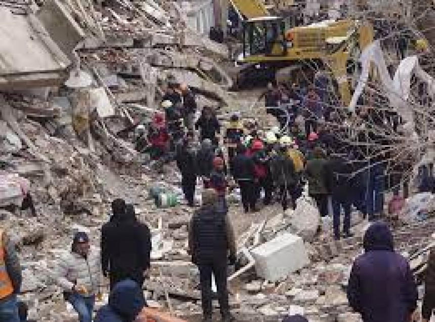 Скоро 1.800 жртава земљотреса у Турској и Сирији