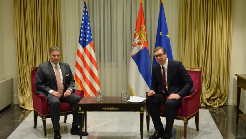 Vučić poručio Eskobaru: Možeš samo da sanjaš priznanje Kosova!