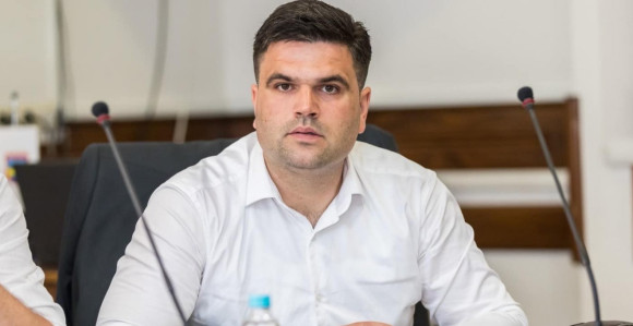 Petrović: SNSD će polomiti zube u Bijeljini