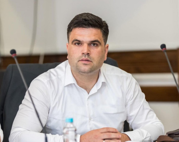 Петровић: СНСД ће поломити зубе у Бијељини