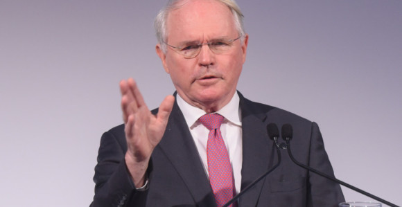 Hil: Srbija treba da uradi ono što je u njenom interesu