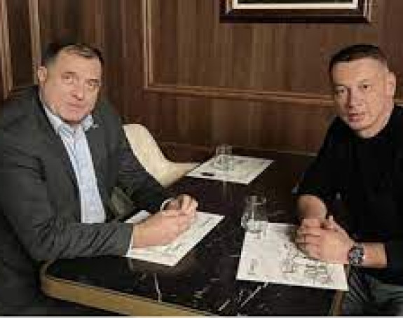 Nešić na mukama: Koga poslušati Dodika ili zakon?