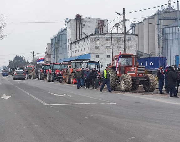 Пољопривредници у Козарској Дубици изашли на улице