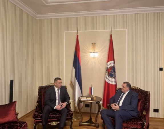 Važan susret: Nešić kod Dodika na konsultacijama