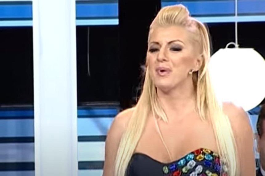 Evo kako danas izgleda pevačica koja se udala za šeika kao njegova 23. žena!