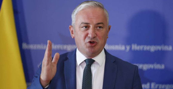 Samo su razgrabili plijen, nepoštujući minimum zakona