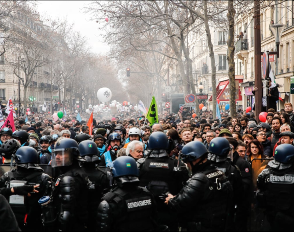 Skoro milion ljudi izašlo na proteste u Francuskoj