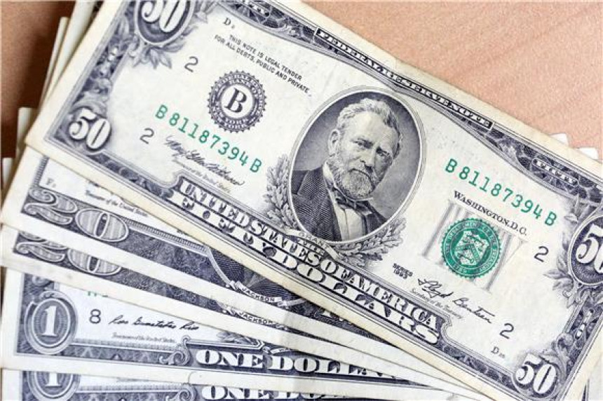 Амерички долар ојачао другу седмицу заредом