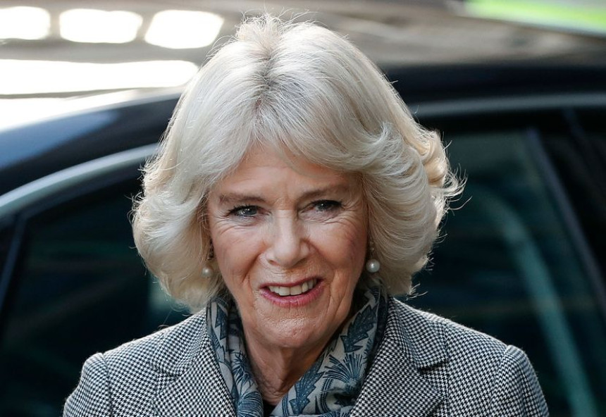 Kraljica Kamila pozitivna na virus korona