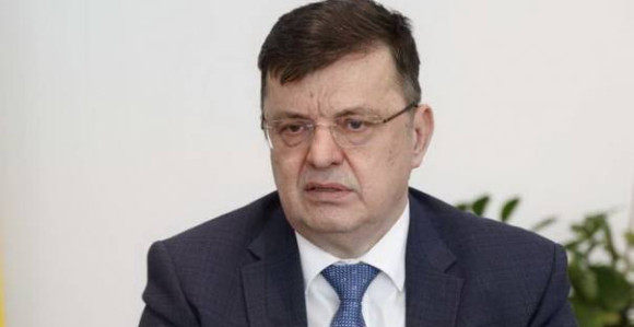 I to se zove zakon: Biraju direktora, a mora biti iz SNSD-a