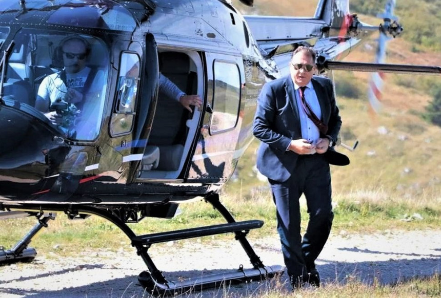 Додик о трошку грађана користио хеликоптер да обилази предизборне скупове