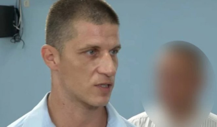 Ухваћен са оружјем које је спремао на Александра Вучића