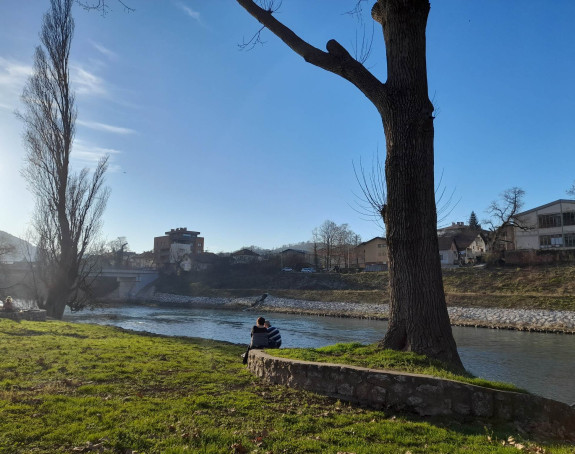 Danas sunčano i toplo, temperatura i do 16 stepeni