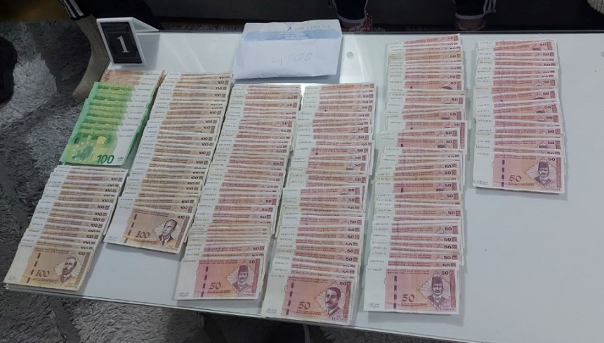 Хапшење у БЛ, пронађена већа количина новца