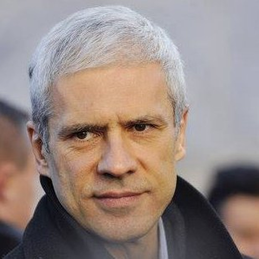 Тадић најоштрије осудио пријетње смрћу Вучићу