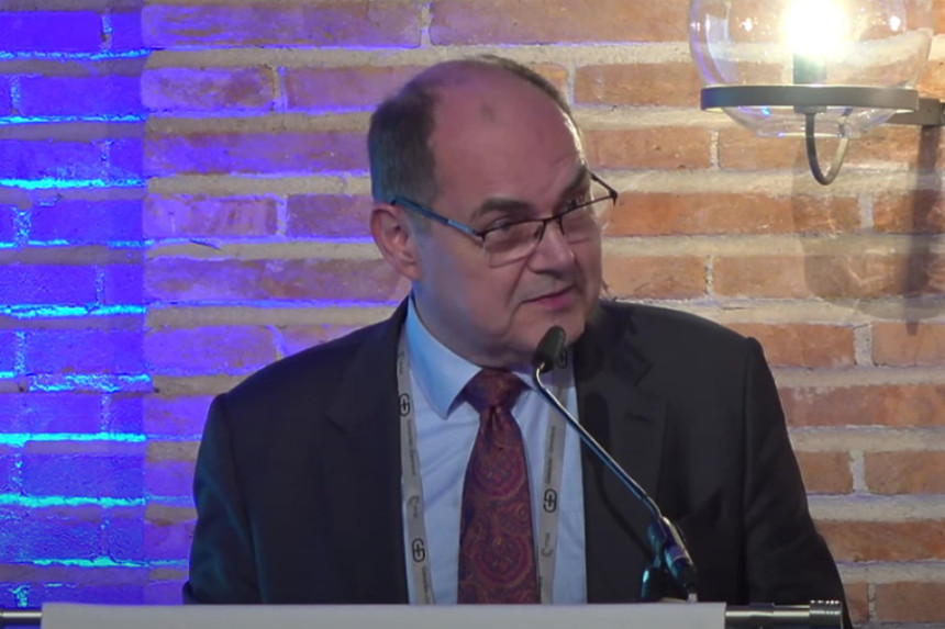 Šmit u Minhenu samo jednom pomenuo BiH i to u kontekstu EU i NATO integracija