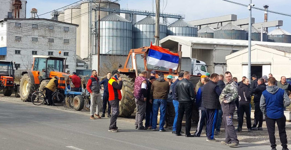 Ništa od Dodikovog obećanja, protest poljoprivrednika