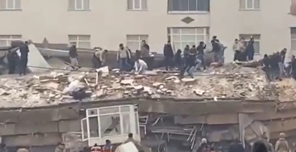 Skoro 45.000 ljudi poginulo u Turskoj i Siriji