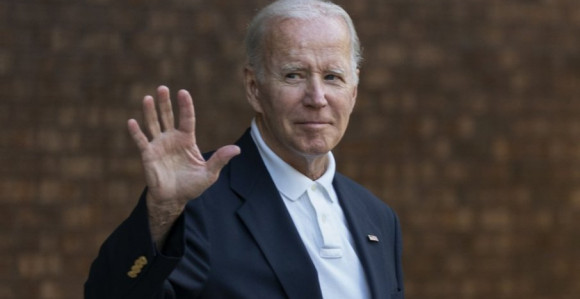 Bajden sutra u Poljskoj uoči važnog datuma