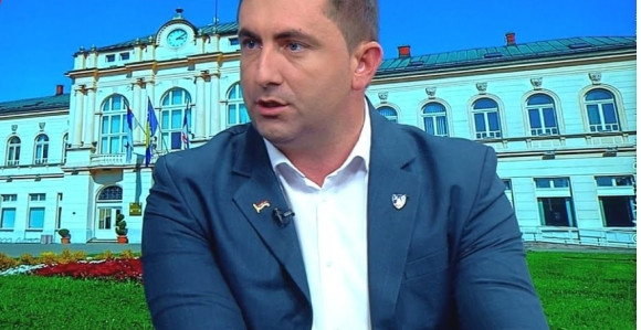 Памет у главу, мој народе: Град су нам осакатили, враћамо њихове дугове