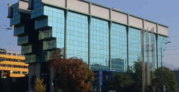 Trojac tražio novac za zapošljavanje u "Elektroprenosu"