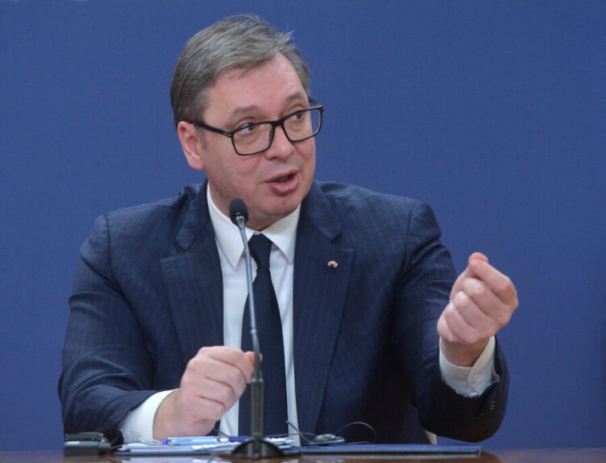 Vučić: Držaćemo se crvenih linija o pitanju Kosmeta