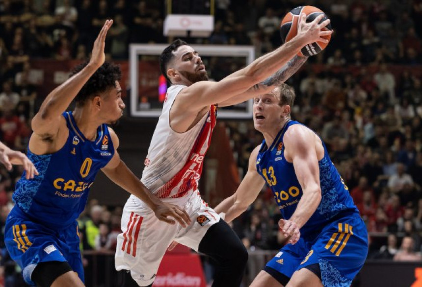 Košarkaši Zvezde od "plus 12" do teškog poraza od Albe