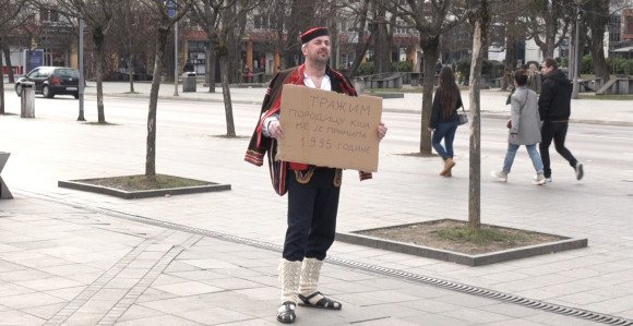 Poslije 28 godina našao ljude koji su ga spasili