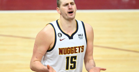 Jokić morao da napusti teren, snimak pokazao sve