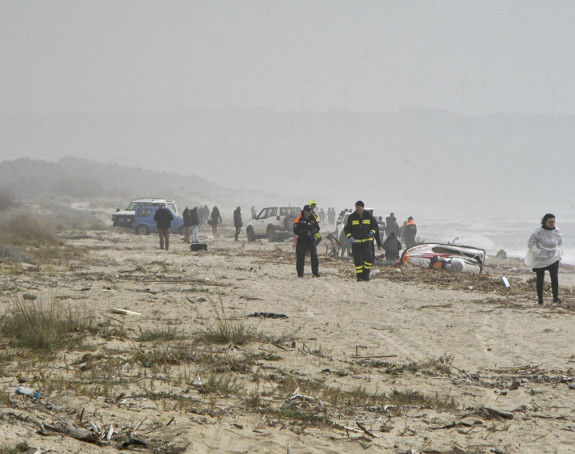 43 migranta poginula u brodolomu kod obala Italije