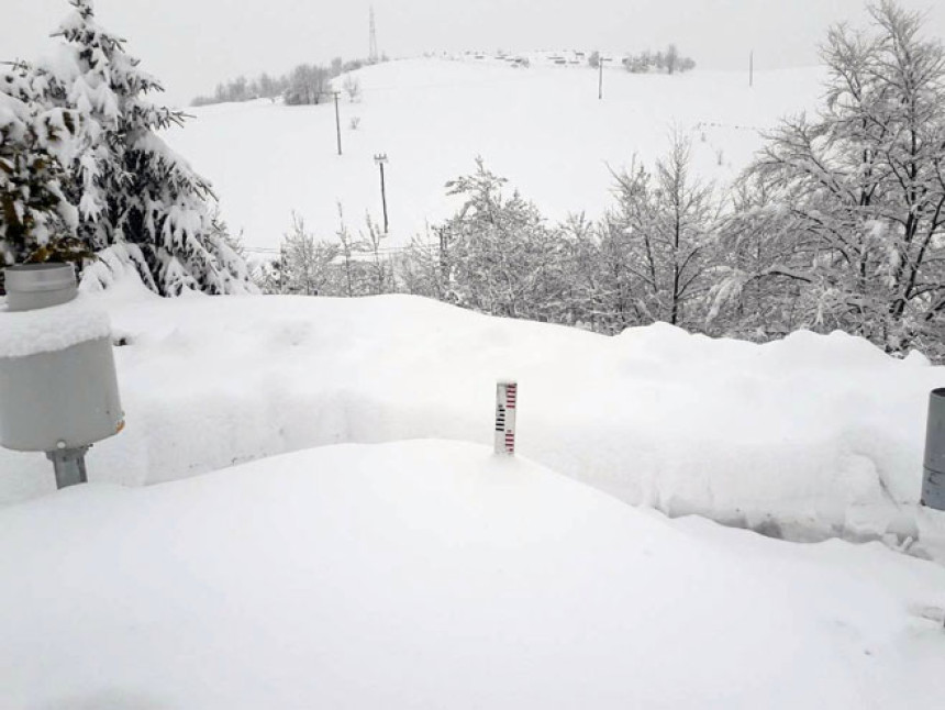 Opština Krupa na Uni i dalje bez struje, nema nastave