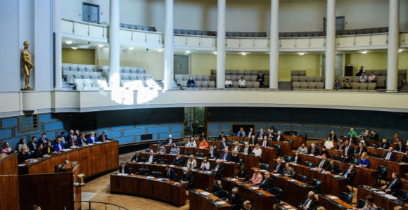 Finski parlament glasao za članstvo države u NATO-u