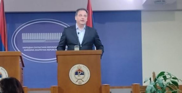 "Vladin nacrt je alat za nezakonito bogaćenje"