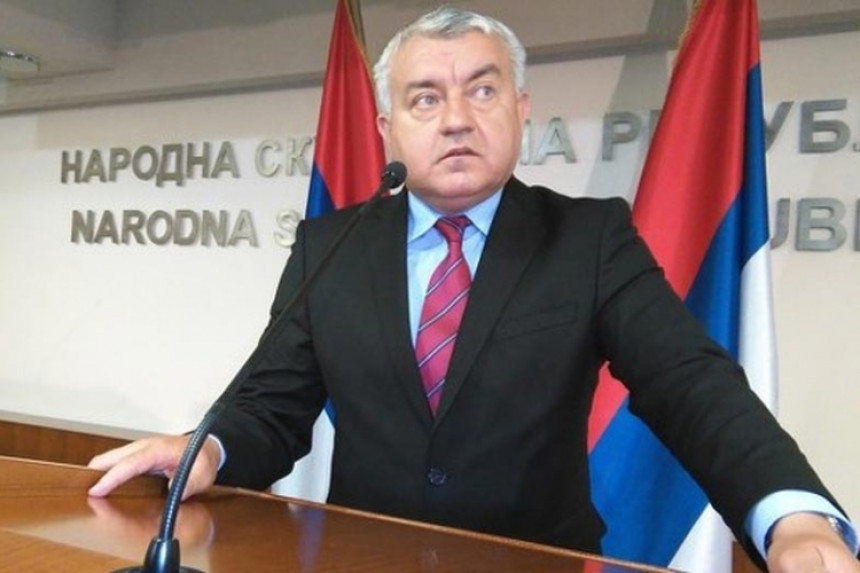 "Zvanični i nezvanični osnivači spornih fakulteta ljudi iz vlasti"